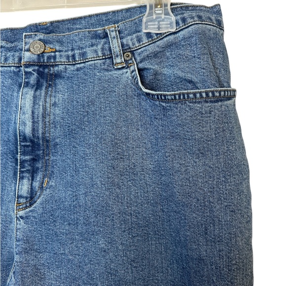 Lauren Jeans Co Ralph Lauren Women's Size 16 Light Blue Denim Straight Leg Mom - Picture 2 of 7